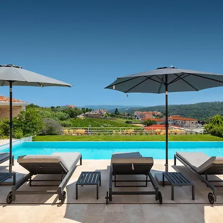 Monte Vizinada Сasa de vacaciones *